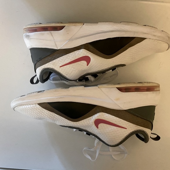Nike Air Max Motion 2 Men’s size 11 - Picture 2 of 9